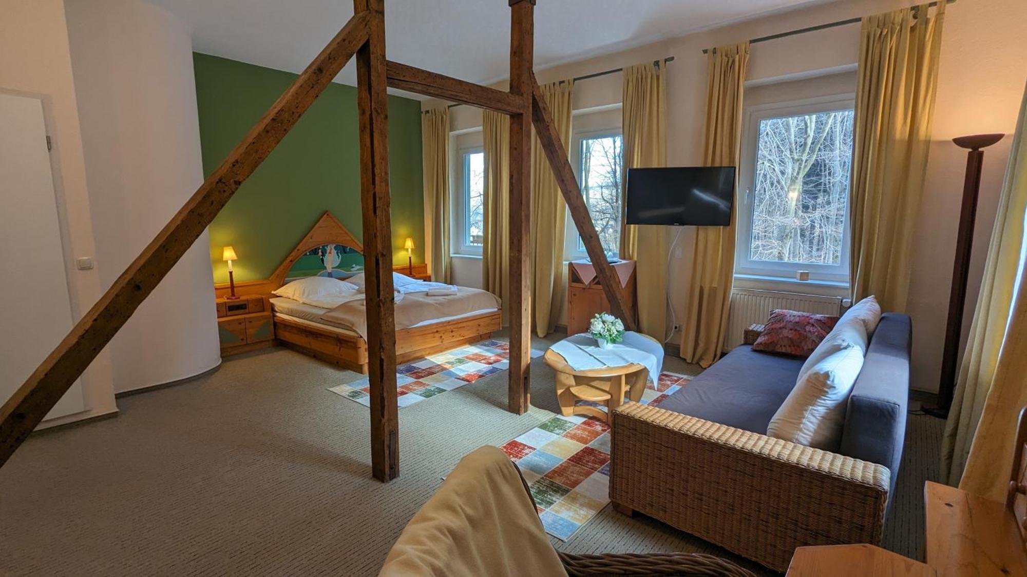Naturhotel Forsthaus Аннаберг-Бухгольц Екстер'єр фото
